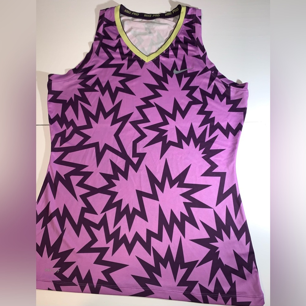 Niki pro dri fit/athletic tank/XL
